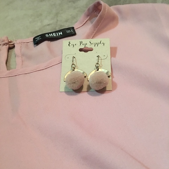 Blush Pink Earrings - Picture 4 of 4